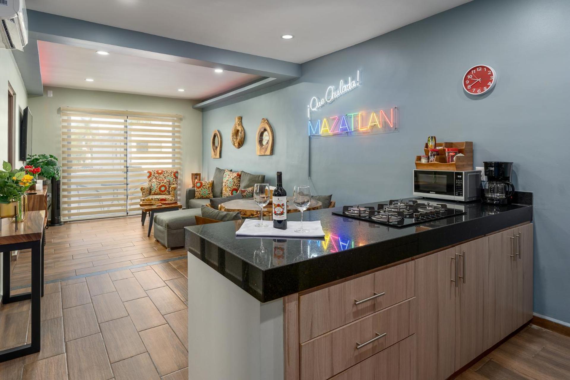 New & Comfy, 5 Star Area, Walk 2 Beach, Pool, Views, King Bed Mazatlán Exteriör bild